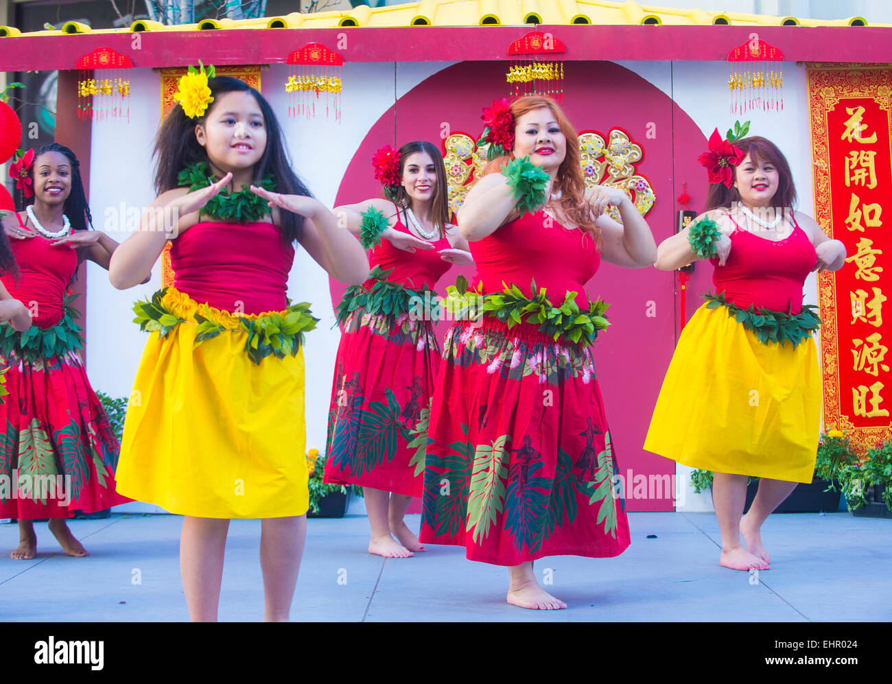 Les spectacles de danse folklorique Tahitienne au Nouvel An chinois qui a eu lieu à Las Vegas , Nevada Banque D'Images
