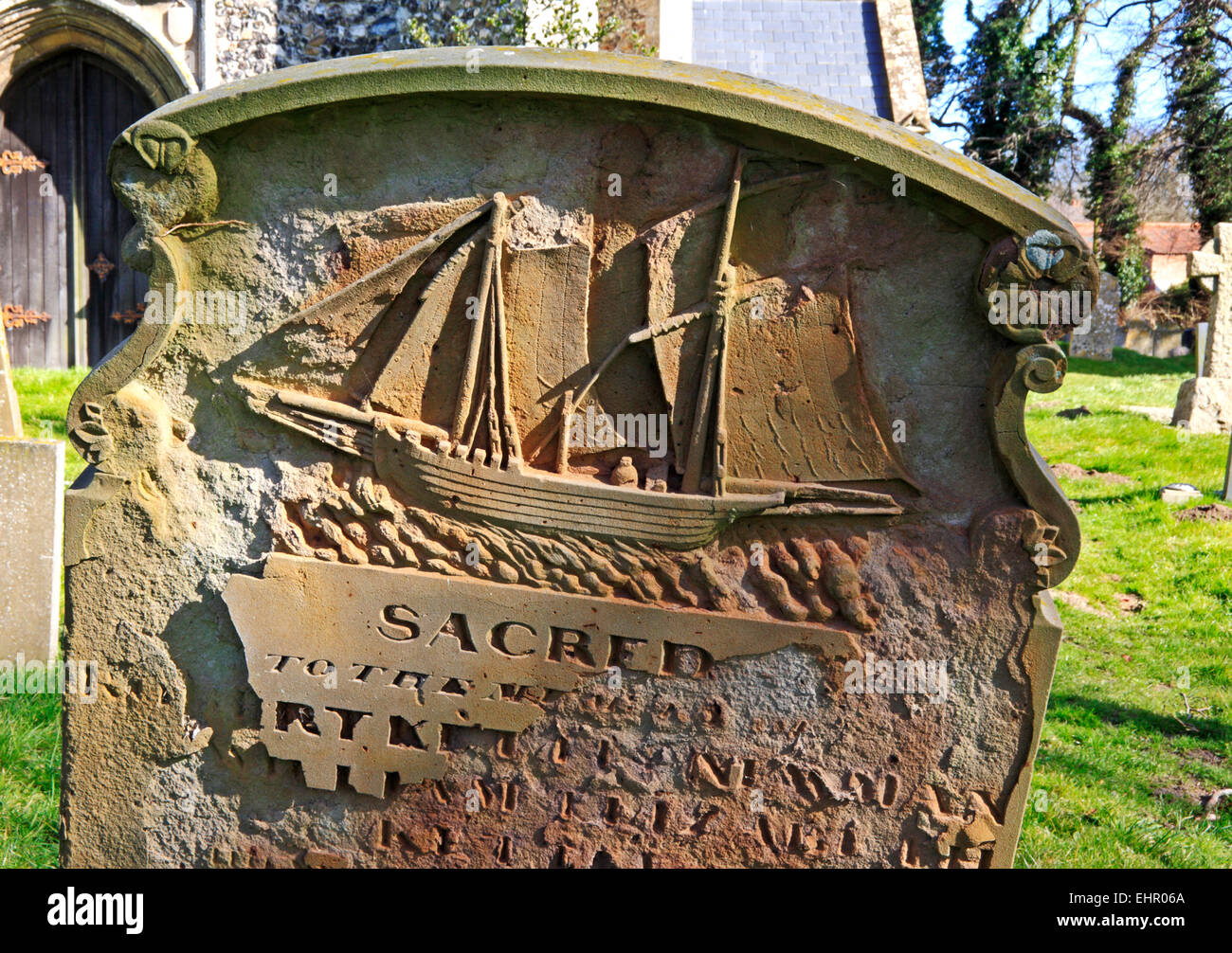 Old headstone Banque de photographies et d’images à haute résolution Alamy