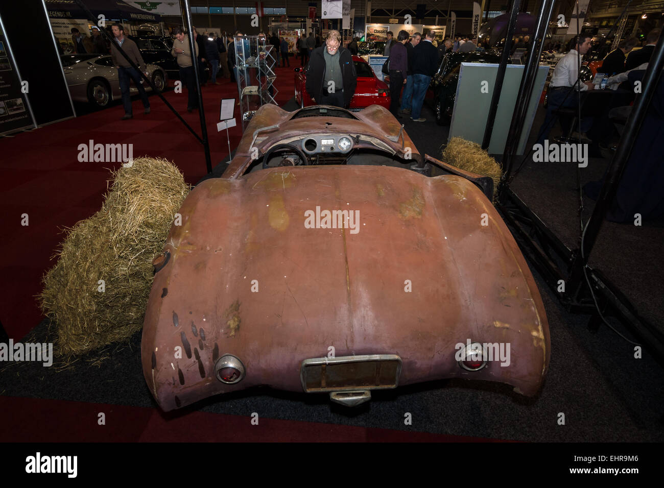 Les restes d'un corps de voiture de sport en fibre de Glasspar G2, 1949 Banque D'Images
