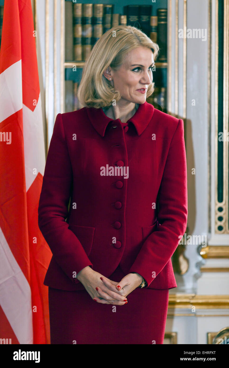 Copenhague, Danemark. 17 mars, 2015. PM danois, Helle Thorning-Schmidt, photographié à la royal Dutch des couples visite d'État au Danemark Crédit : OJPHOTOS/Alamy Live News Banque D'Images
