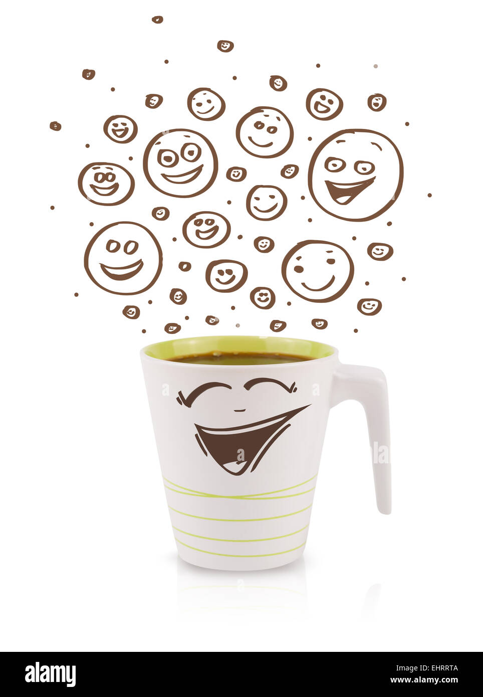 Tasse de café avec brown hand drawn heureux smiley faces Photo Stock