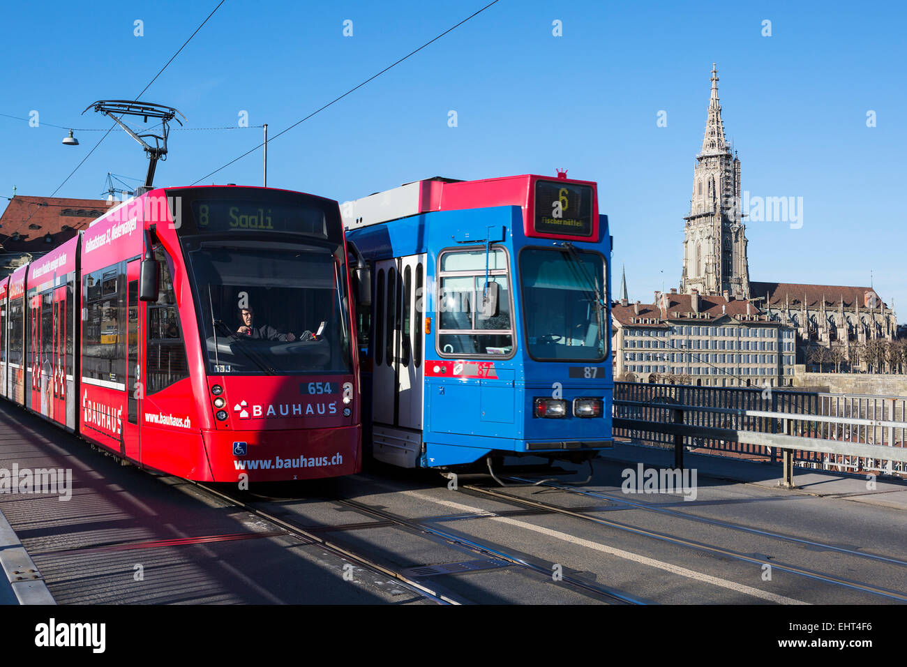 Berne, Suisse - le 6 mars : Capitale de Berne avec le tramway le 6 mars 2015. Banque D'Images