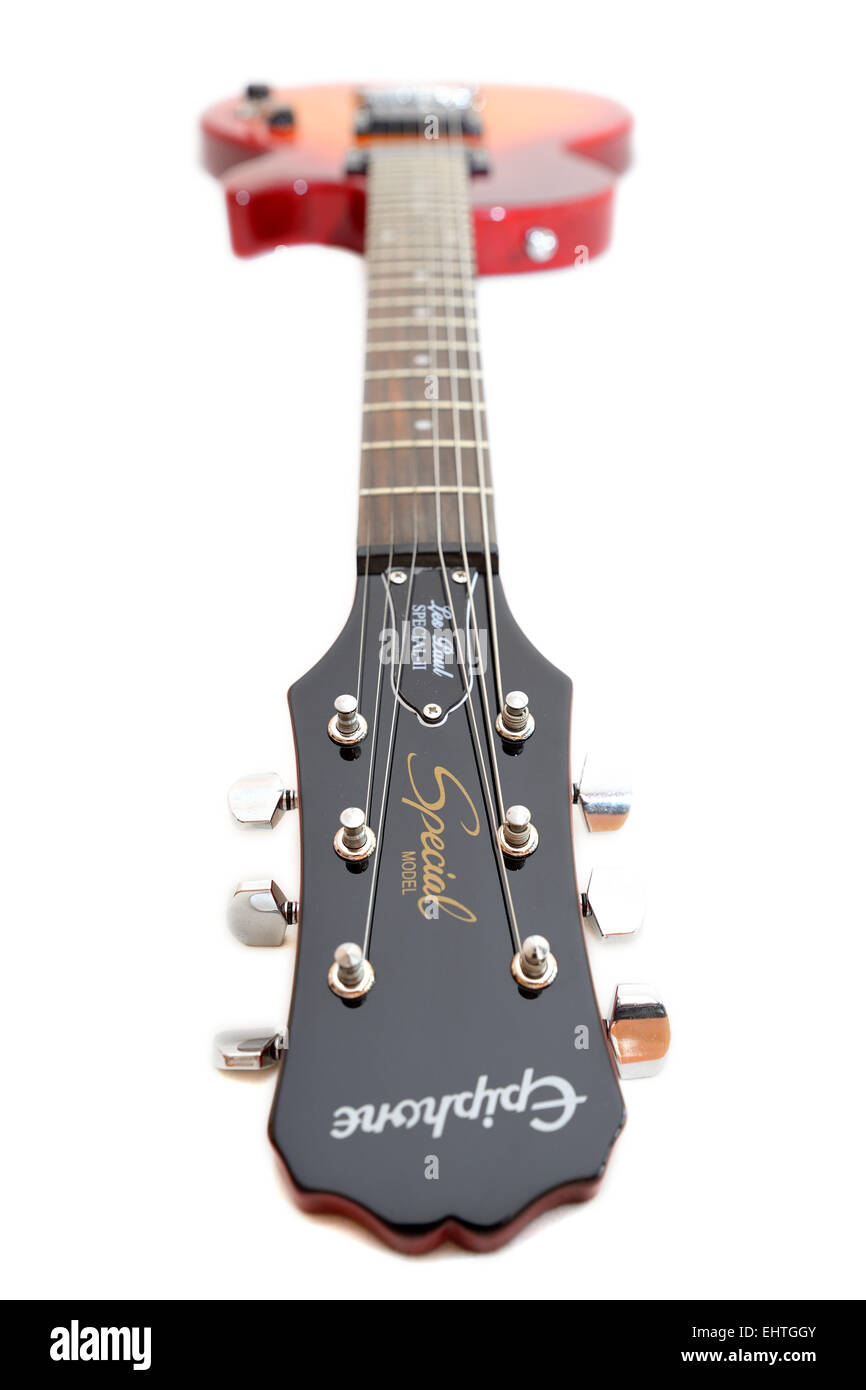 Barcelone, Espagne - Oct 7, 2014 : guitare électrique Gibson Les Paul Special II, dans la région de Red color isolés. Banque D'Images