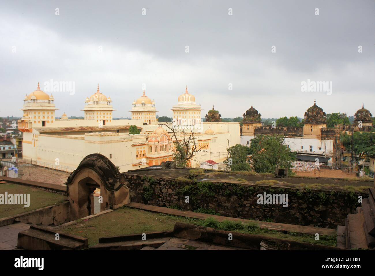 White Hindu Temple Orchha, Inde Banque D'Images
