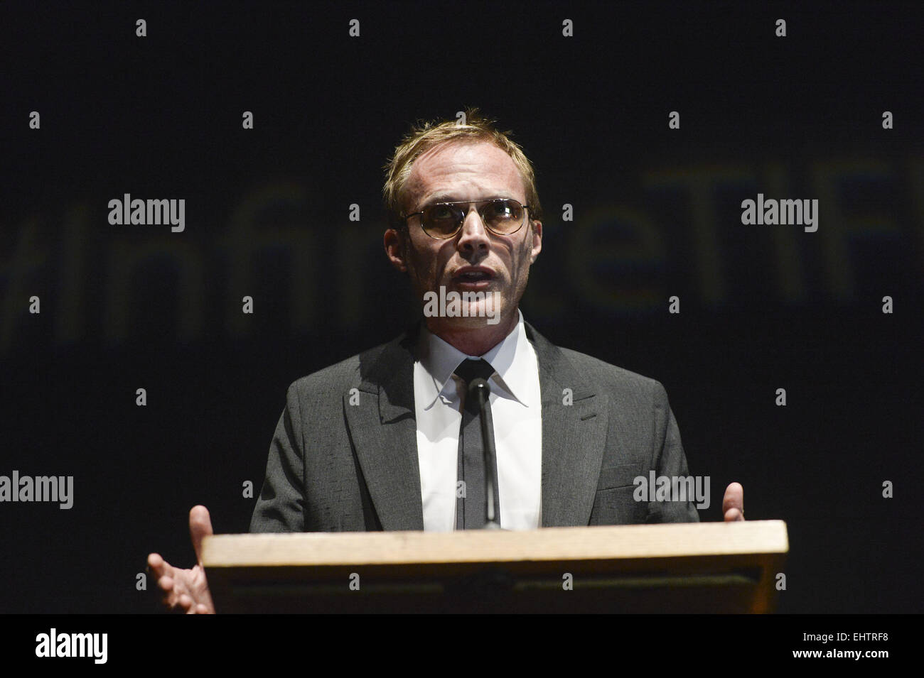Festival International du Film de Toronto (TIFF) - 'Shelter' - Premiere avec : Paul Bettany Où : Toronto, Canada Quand : 13 mai 2014 Banque D'Images
