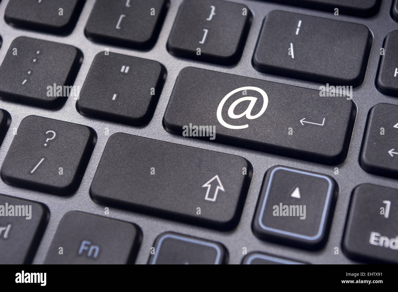 Lors de l'inscription sur la touche Entrée du clavier, pour les e-concepts. Banque D'Images