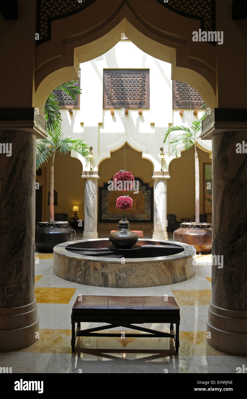 Le hall, Sharq Village Hotel, Doha, Qatar. Banque D'Images