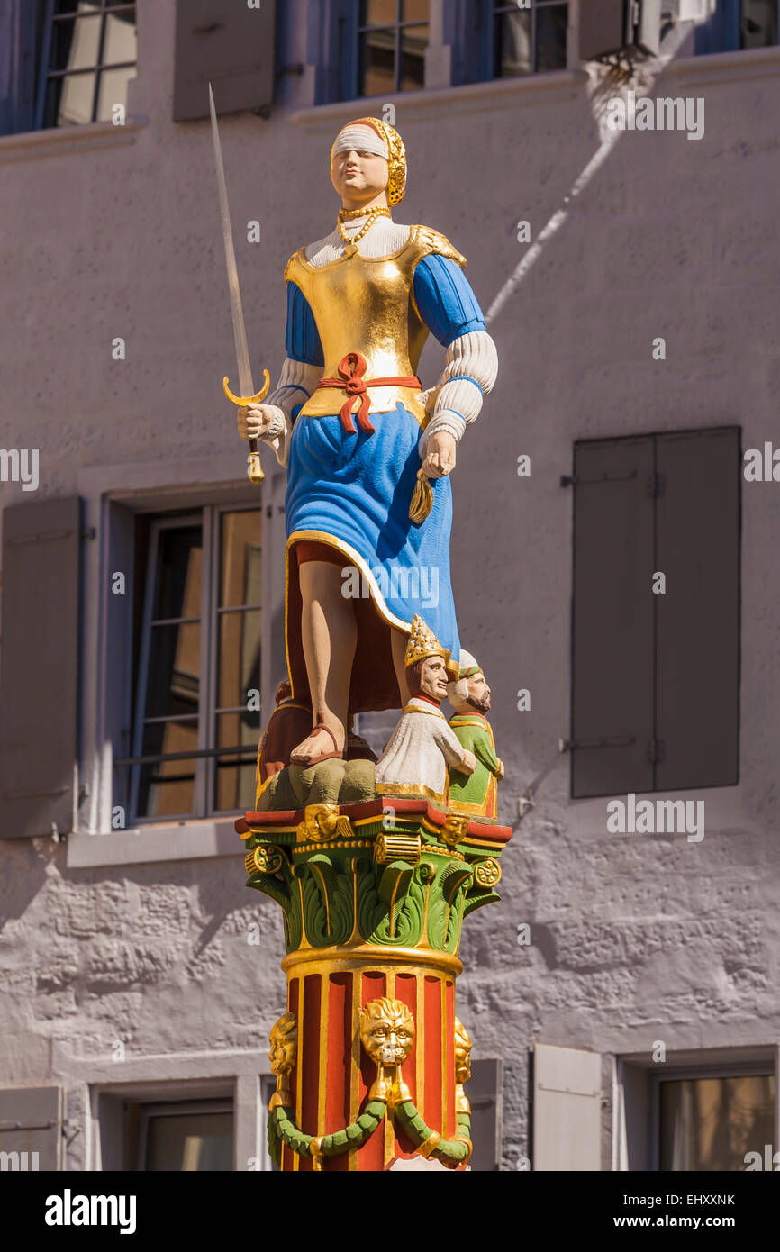 Suisse, Lausanne, Dame Justice statue Banque D'Images