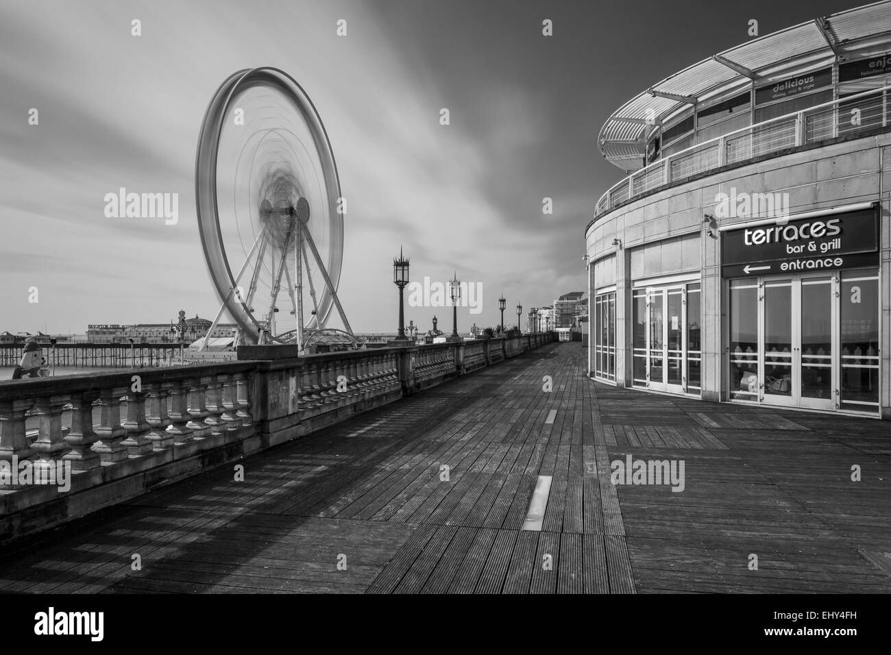 Après-midi d'hiver sur le front de mer de Brighton, East Sussex, Angleterre. Banque D'Images