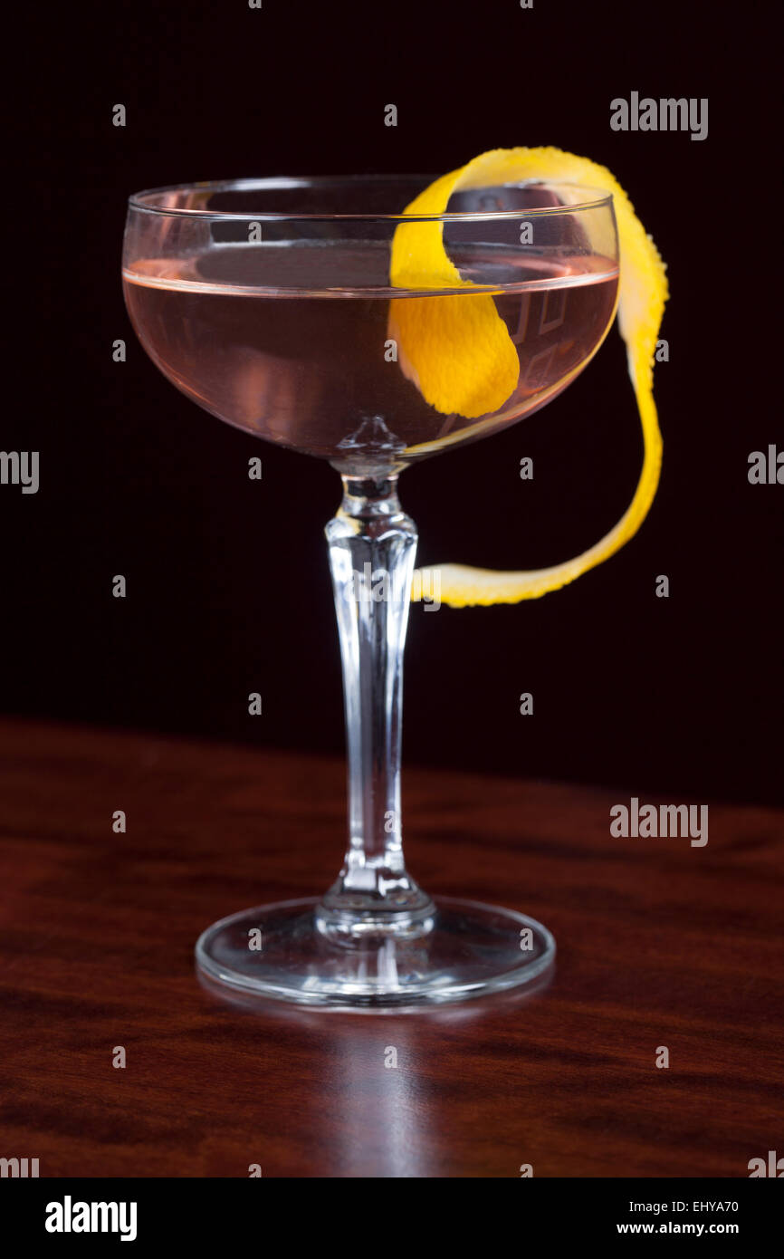 Gin cocktail au Bar et Restaurant mixte Barbican London Banque D'Images
