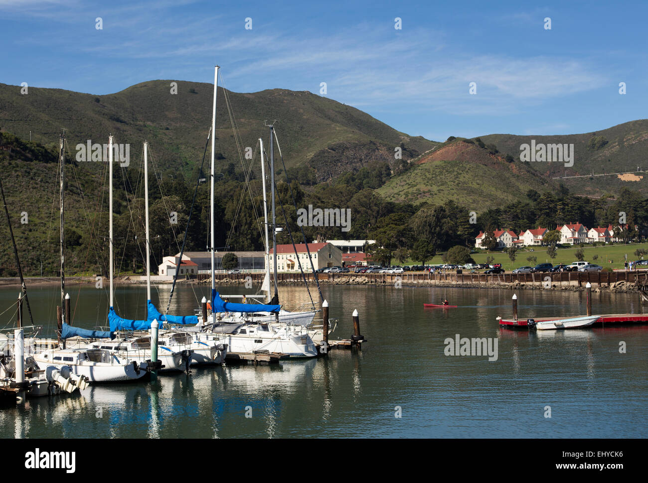 Voiliers de Plaisance, amarré, Travis, Horseshoe Bay, Fort Baker, Sausalito, comté de Marin, en Californie, États-Unis Banque D'Images