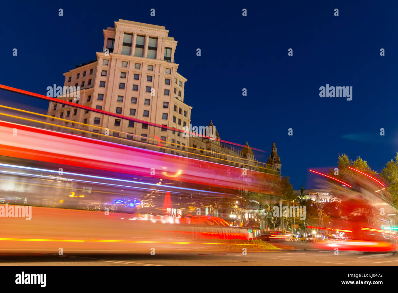 Lumières de la nuit sur la rue,Barcelone,Espagne Banque D'Images
