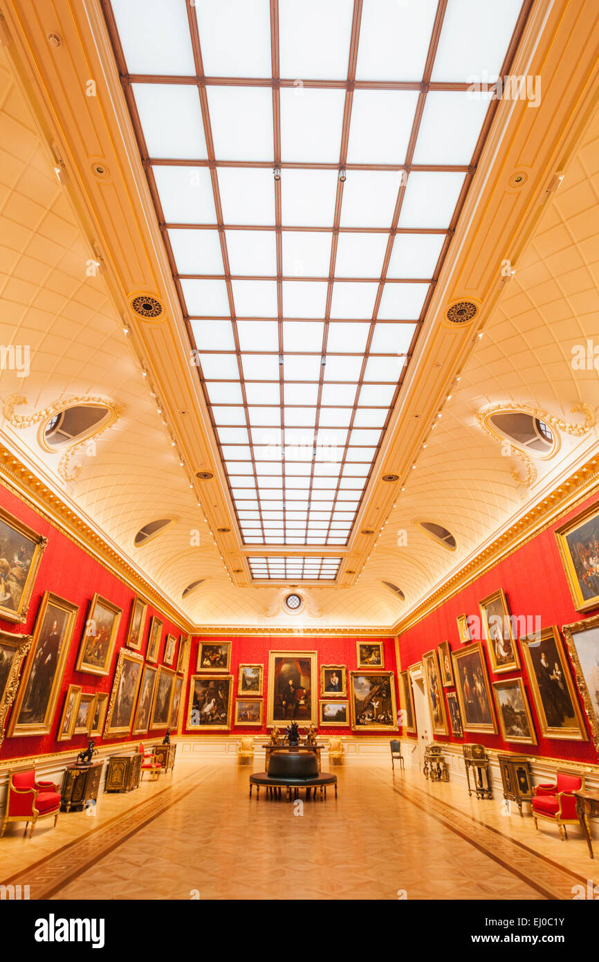 L'Angleterre, Londres, la Wallace Collection, La Grande Galerie du Musée Banque D'Images