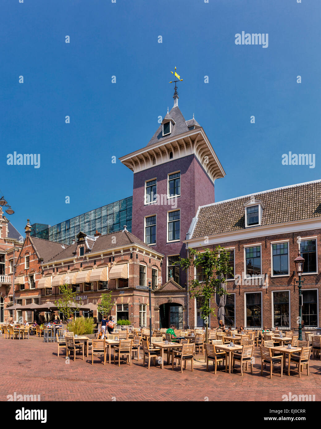 Haarlem, Pays-Bas, la Hollande, l'Europe, ville, village, été, café en plein air, Banque D'Images