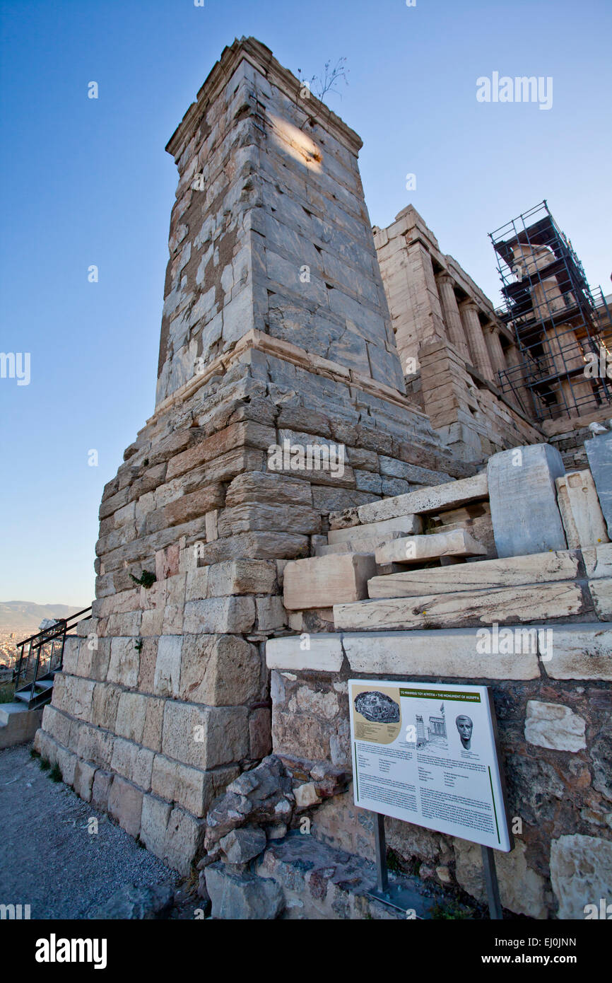 Le Propylaea à l'Acropole à Athènes, Grèce. Banque D'Images