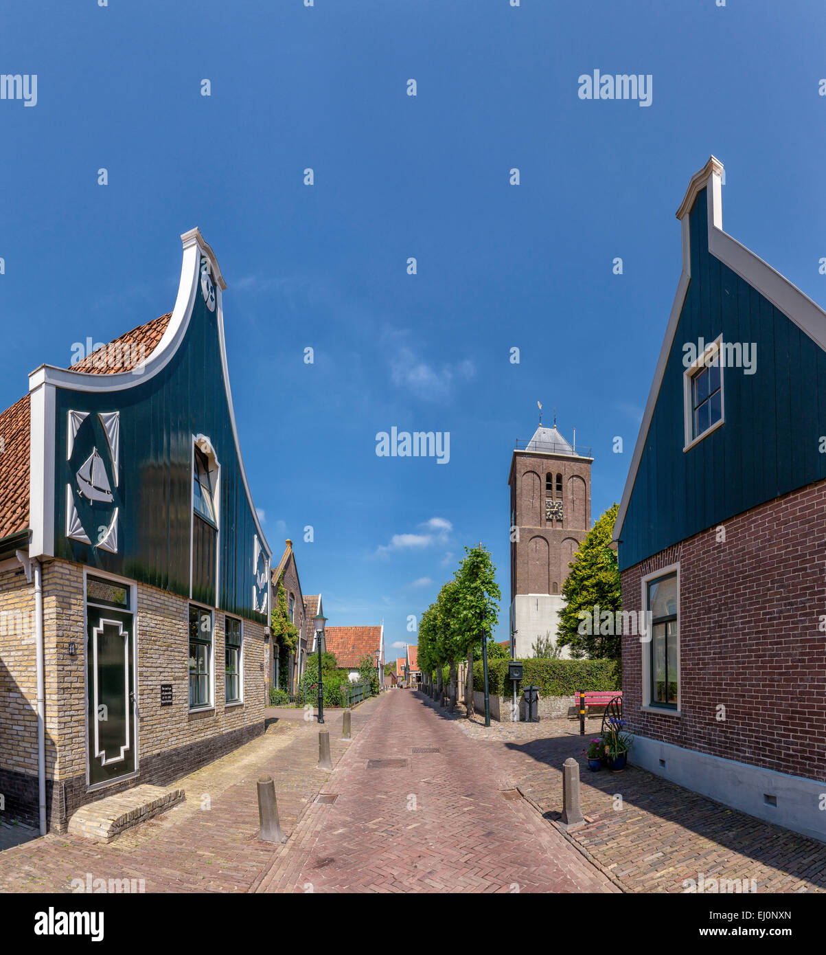 Pays-bas, la Hollande, l'Europe, Oosterend, Texel, Noord-Holland, village, maisons, vieux, l'église, Saint Martin Banque D'Images