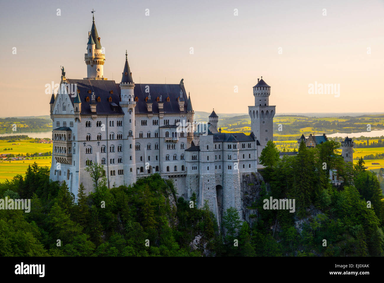 Allgäu, Alpes, lac, à destination, à l'extérieur, Bavière, Allemagne, Europe, Füssen, Hohenschwangau, personne, Neuschwanstein, néogothique, tr Banque D'Images