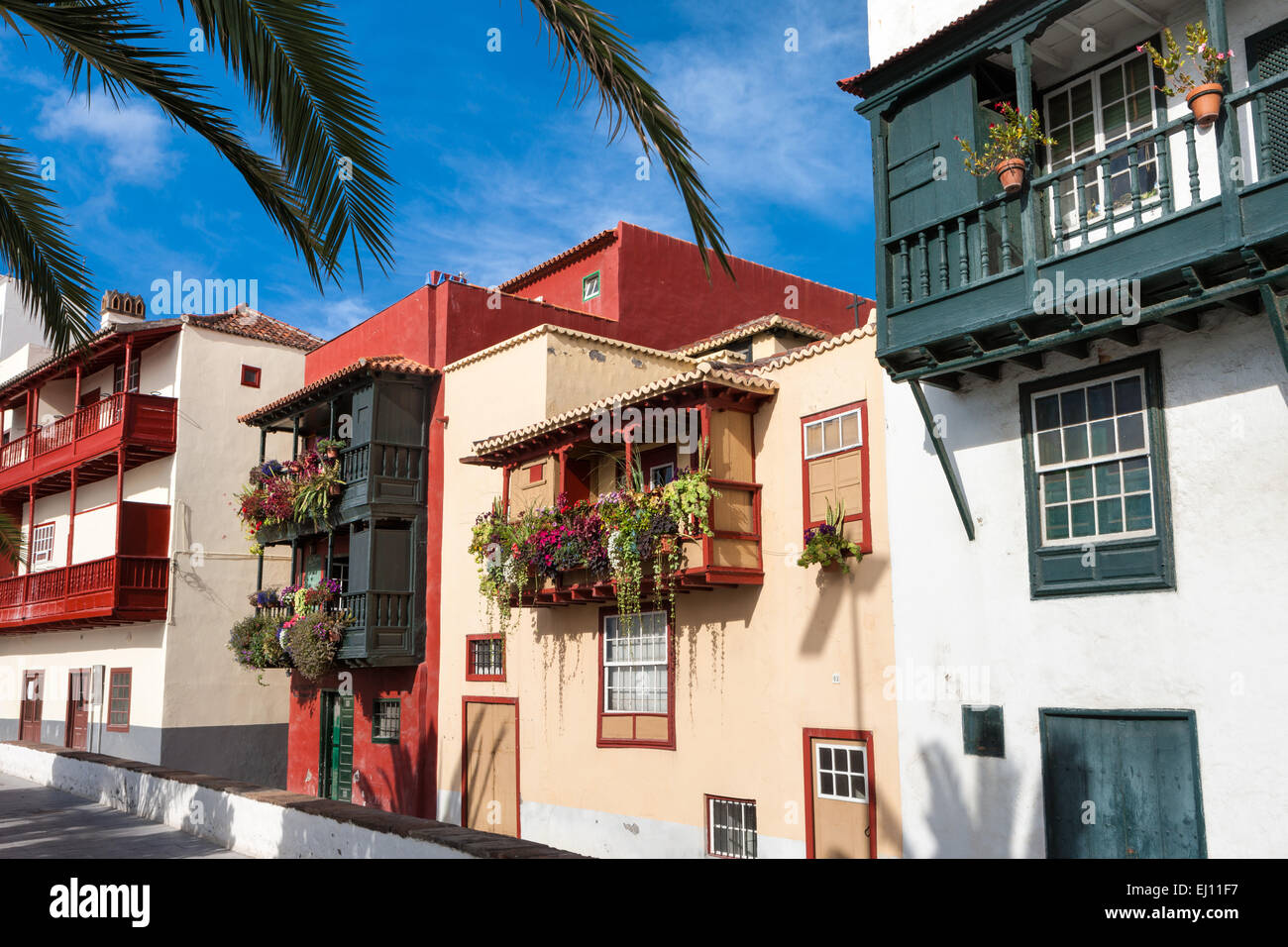 Santa Cruz de la Palma, La Palma, Espagne, Europe, îles canaries, ville, ville, Vieille Ville, maisons, maisons, balcons, fleurs Banque D'Images