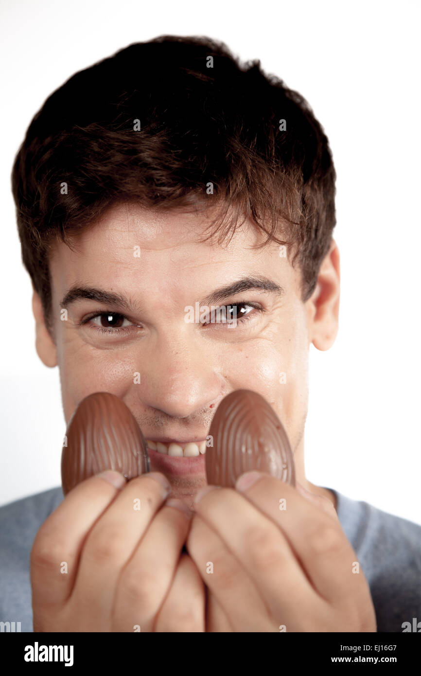 Man holding Easter eggs Banque D'Images