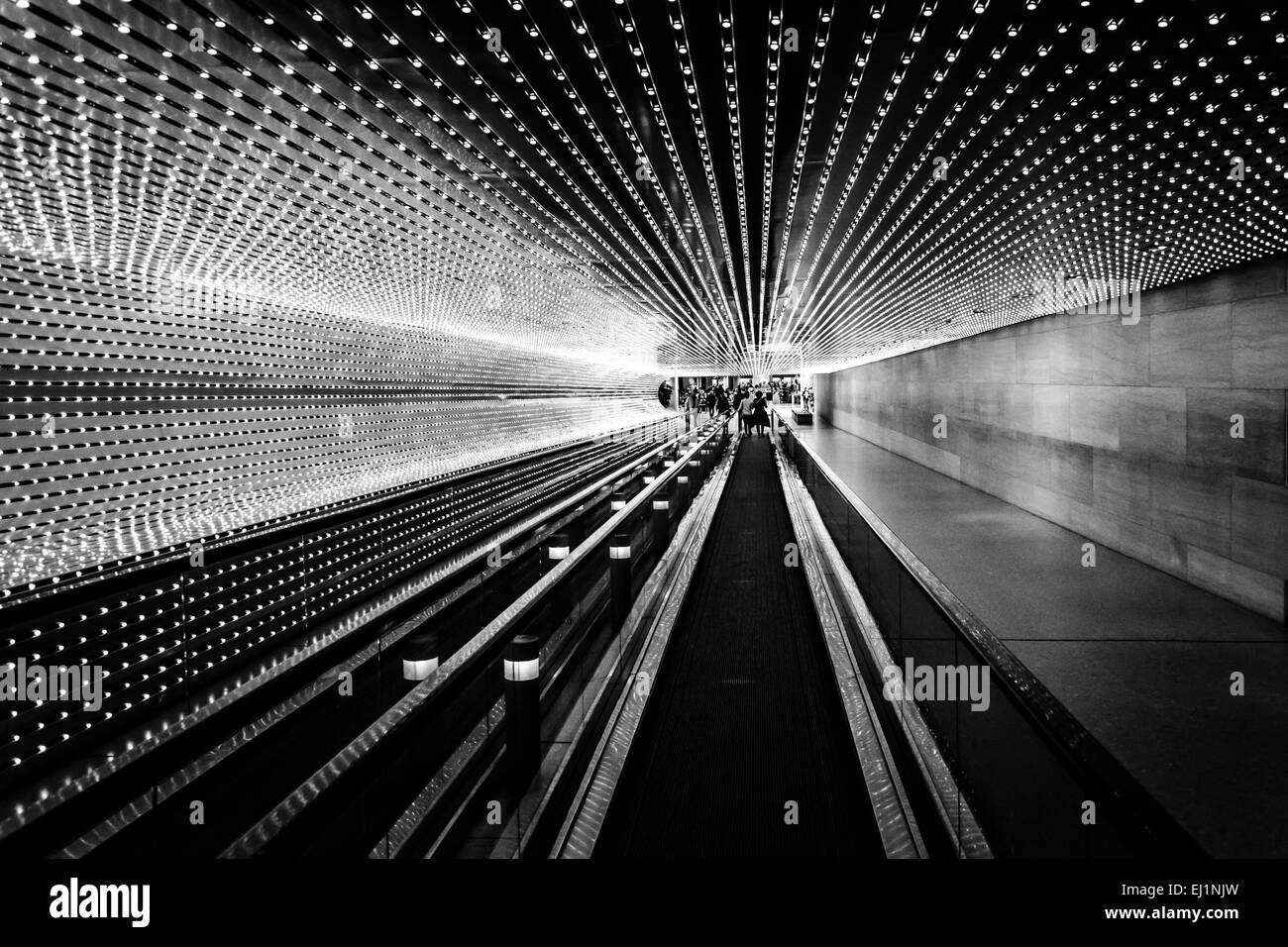 Tapis roulant souterrain à la National Gallery of Art, à Washington, DC. Banque D'Images
