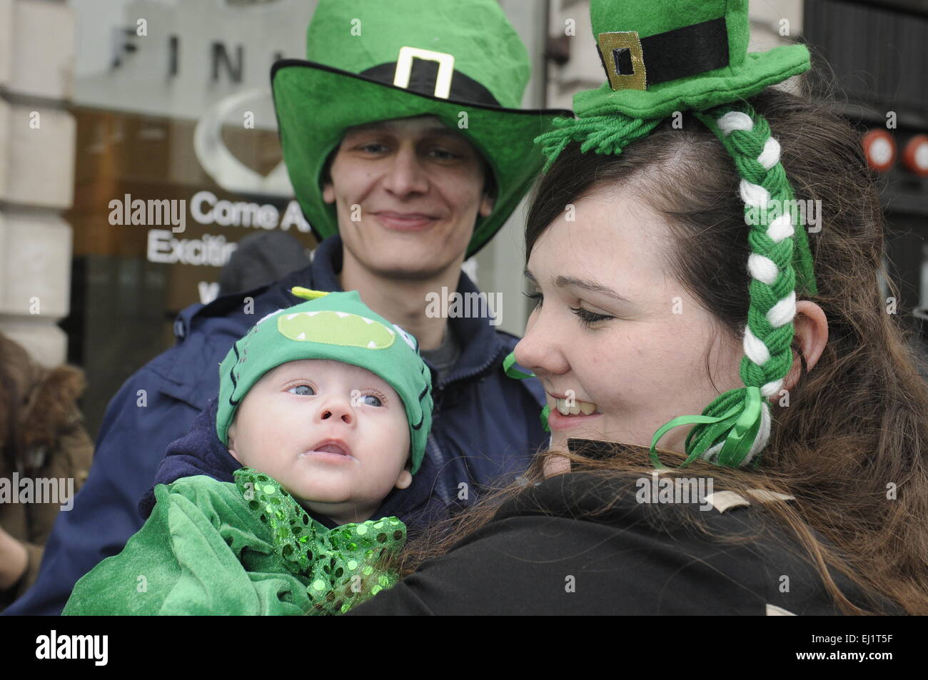 St Patrick's Day Parade, Piccadilly , , Londres UK Banque D'Images