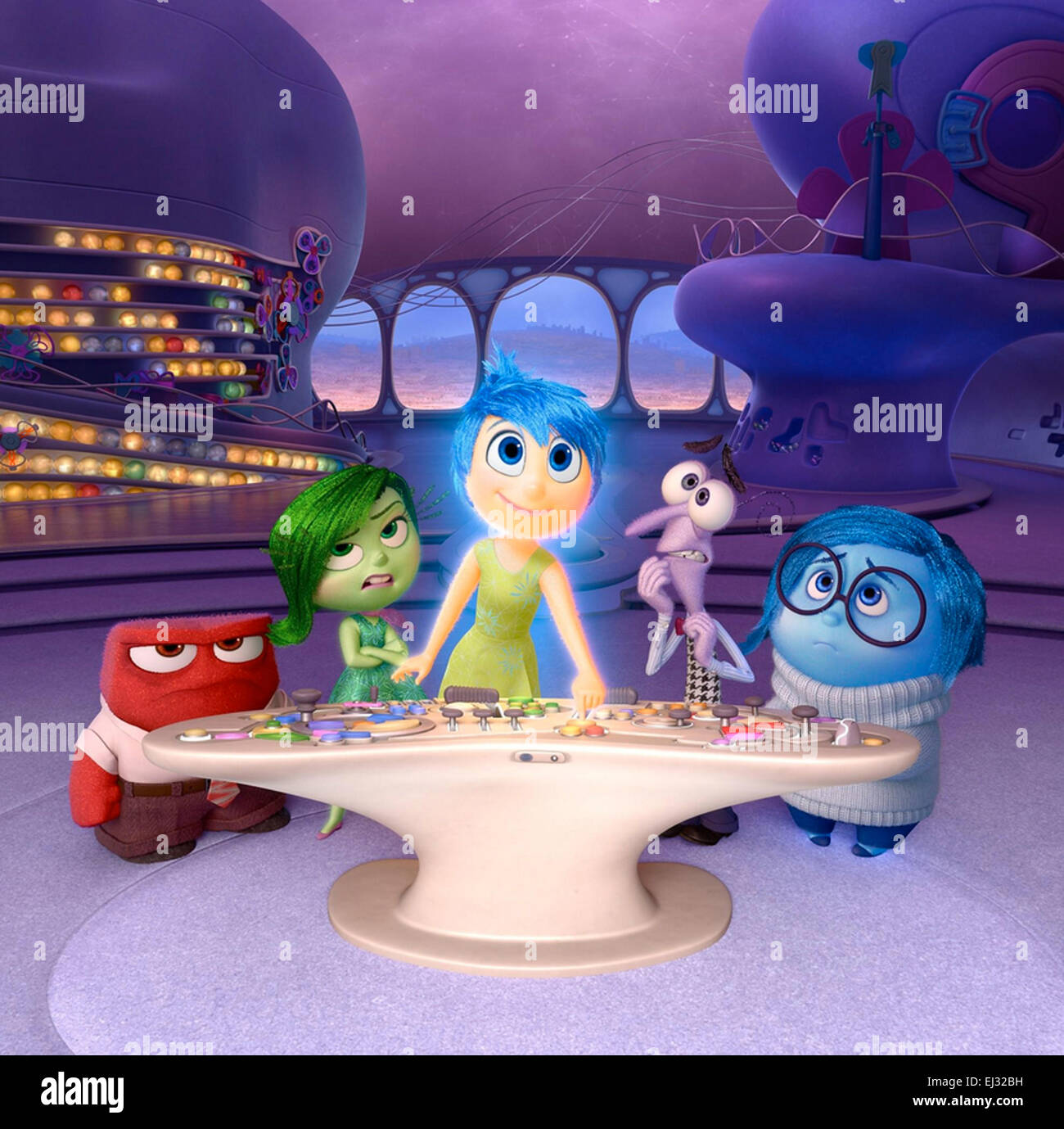 INSIDE OUT 2015 Walt Disney Pictures animation avec de gauche à droite : la colère, le dégoût, la joie, la peur et la tristesse Banque D'Images