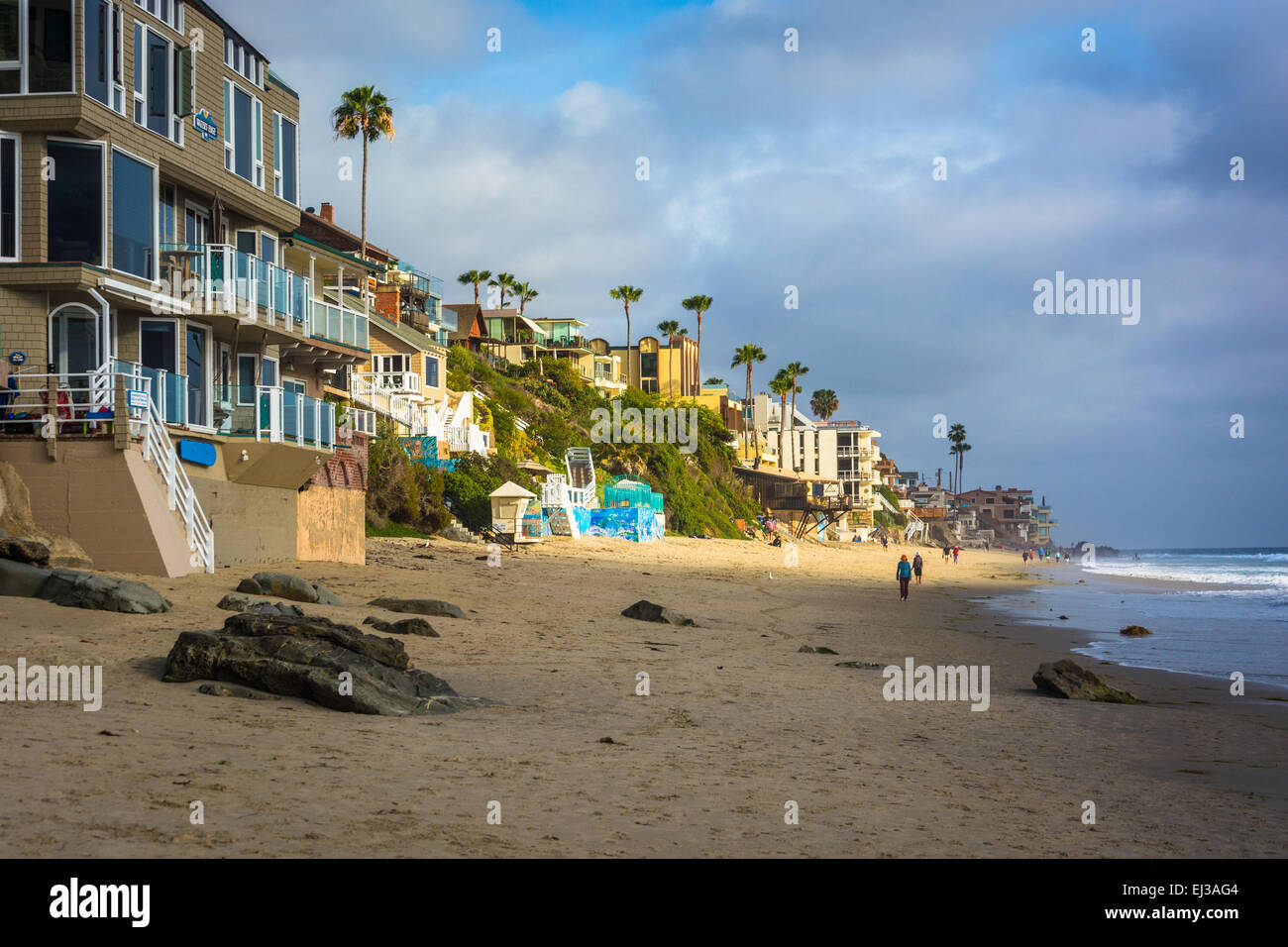 Maisons au bord de la plage, à Laguna Beach, Californie. Banque D'Images