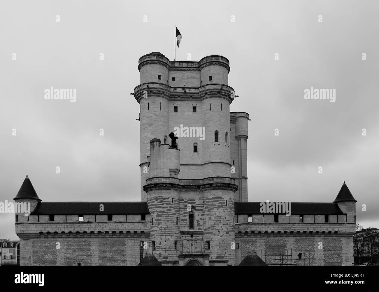 Donjon du Château de Vincennes (Château de Vincennes, vers XIV c.) à Paris, France. Le seul a survécu château médiéval à Paris Banque D'Images