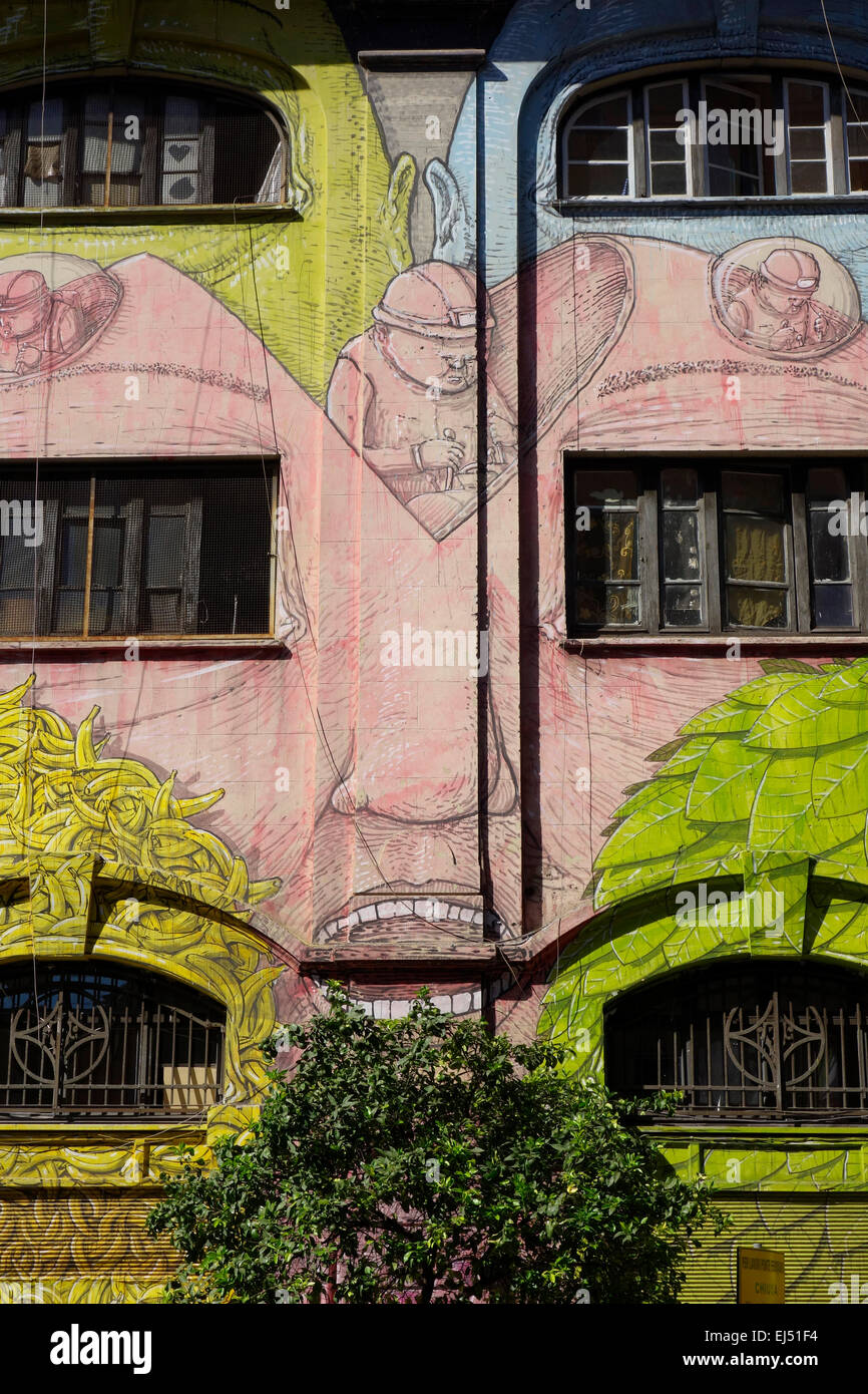 Rome. L'Italie. Street Art Par Blu sur la Via del Porto fluviale, Ostiense. Banque D'Images