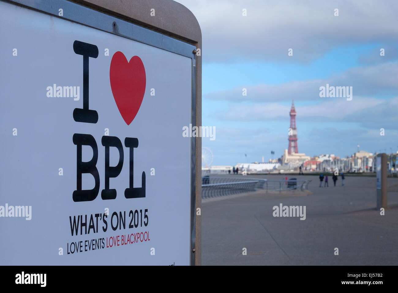 Blackpool Blackpool Lancashire : J'adore les affiches sont affichées le long de la promenade Banque D'Images