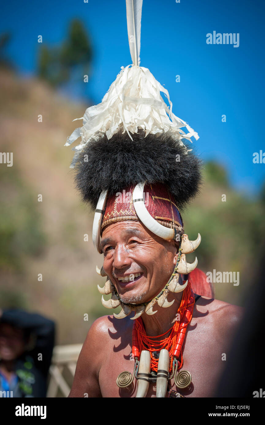 L'homme de la tribu Konyak Banque D'Images