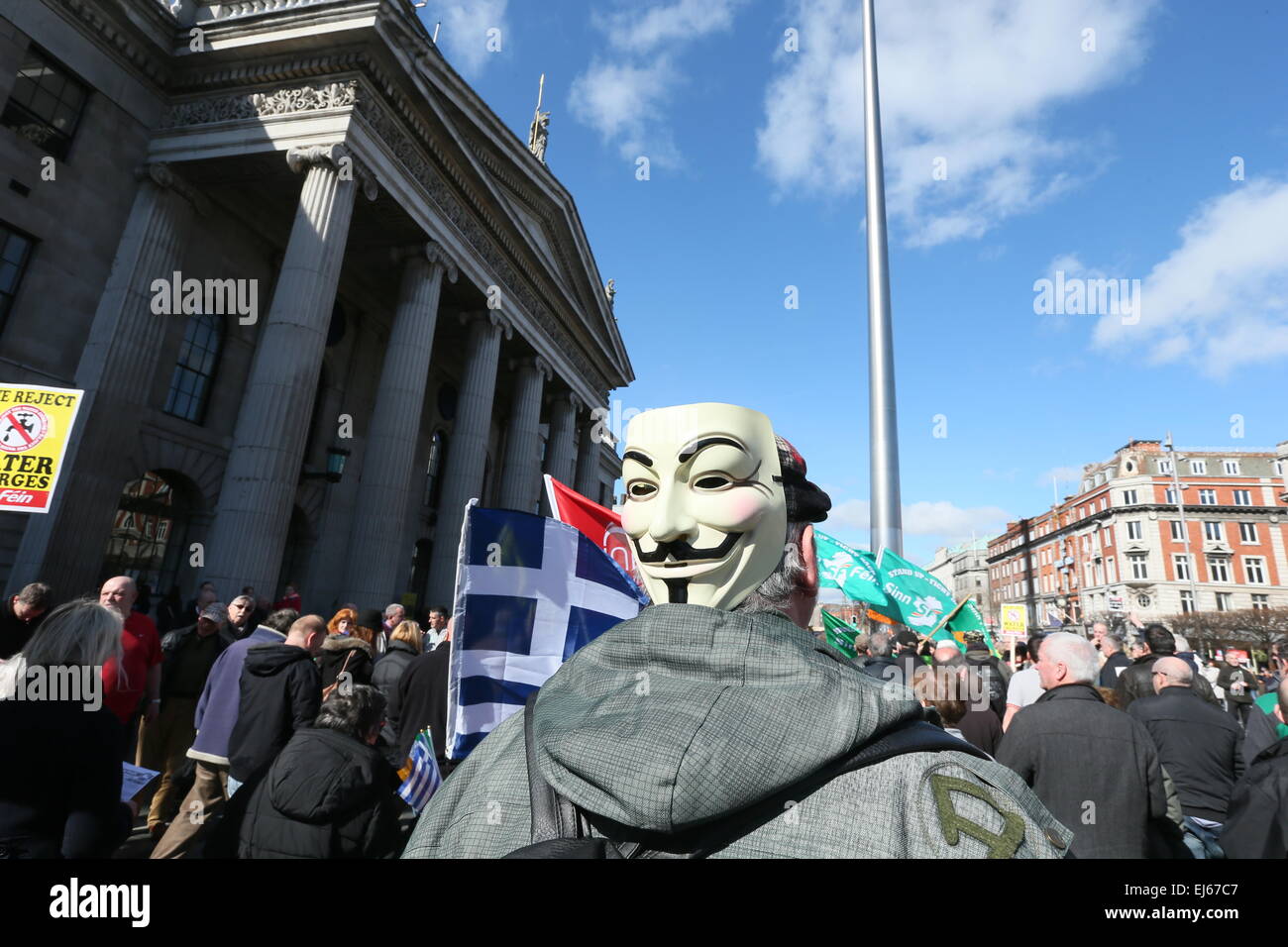 Un masque du film 'V pour Vendetta' au cours de l'eau anti-protestation Right2Water dans le centre-ville de Dublin. Banque D'Images