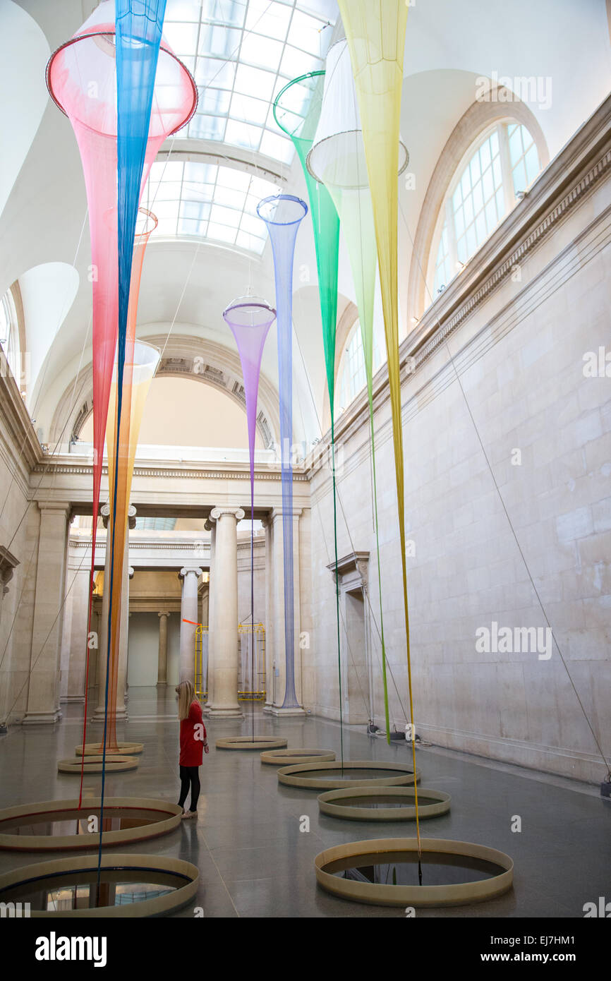 Londres, Royaume-Uni. 23 mars, 2015. Christina Mackie :'les filtres',une installation à la Tate Britain Crédit : Mark Thomas/Alamy Live News Banque D'Images