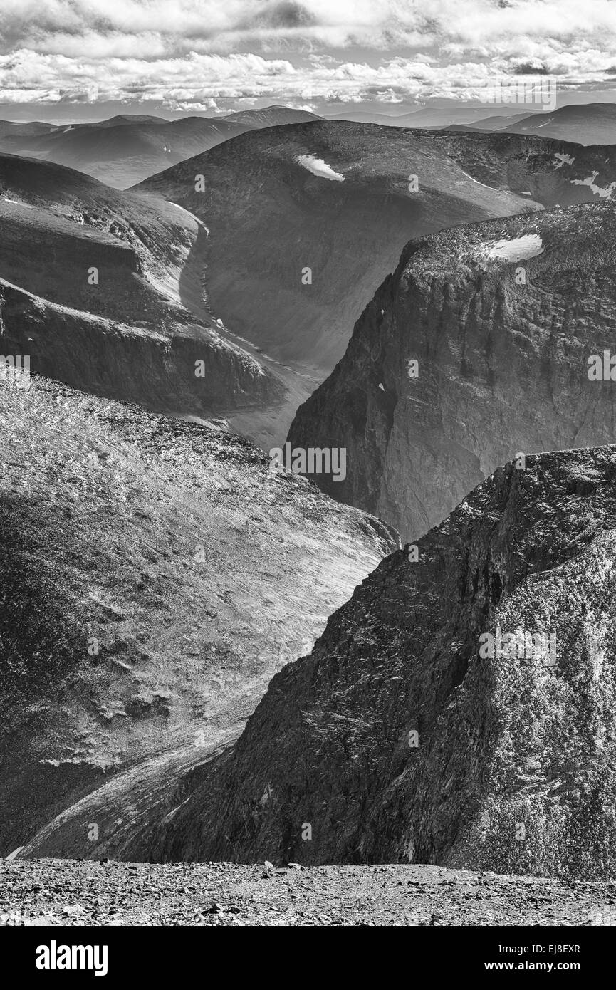 Les crêtes de montagne Kebnekaise, montagnes, Laponie Banque D'Images