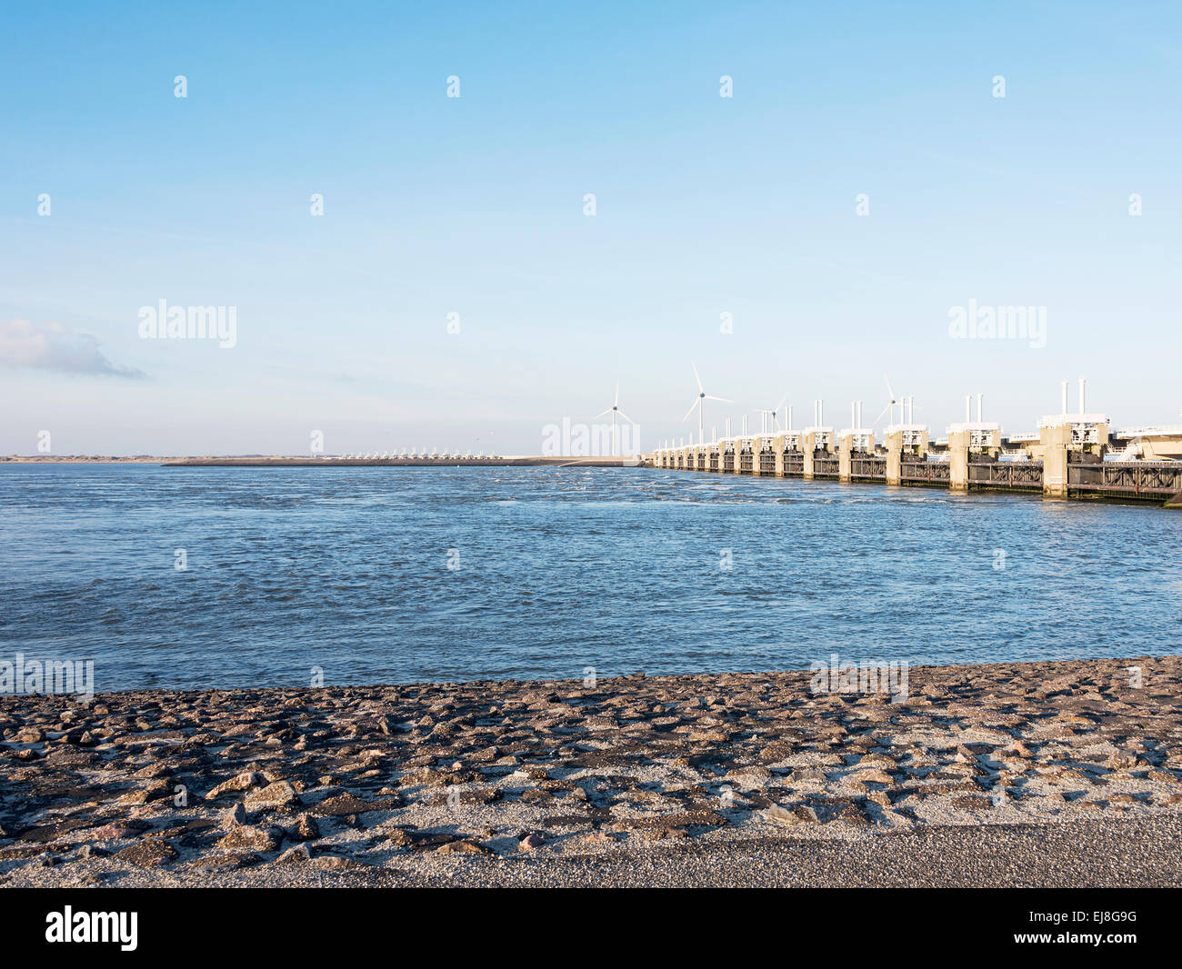 Aperçu de l'deltaworks en Hollande au fleuve Oosterschelde pour protéger holland haute forme du niveau de la mer, c'est près de la Dutch Banque D'Images