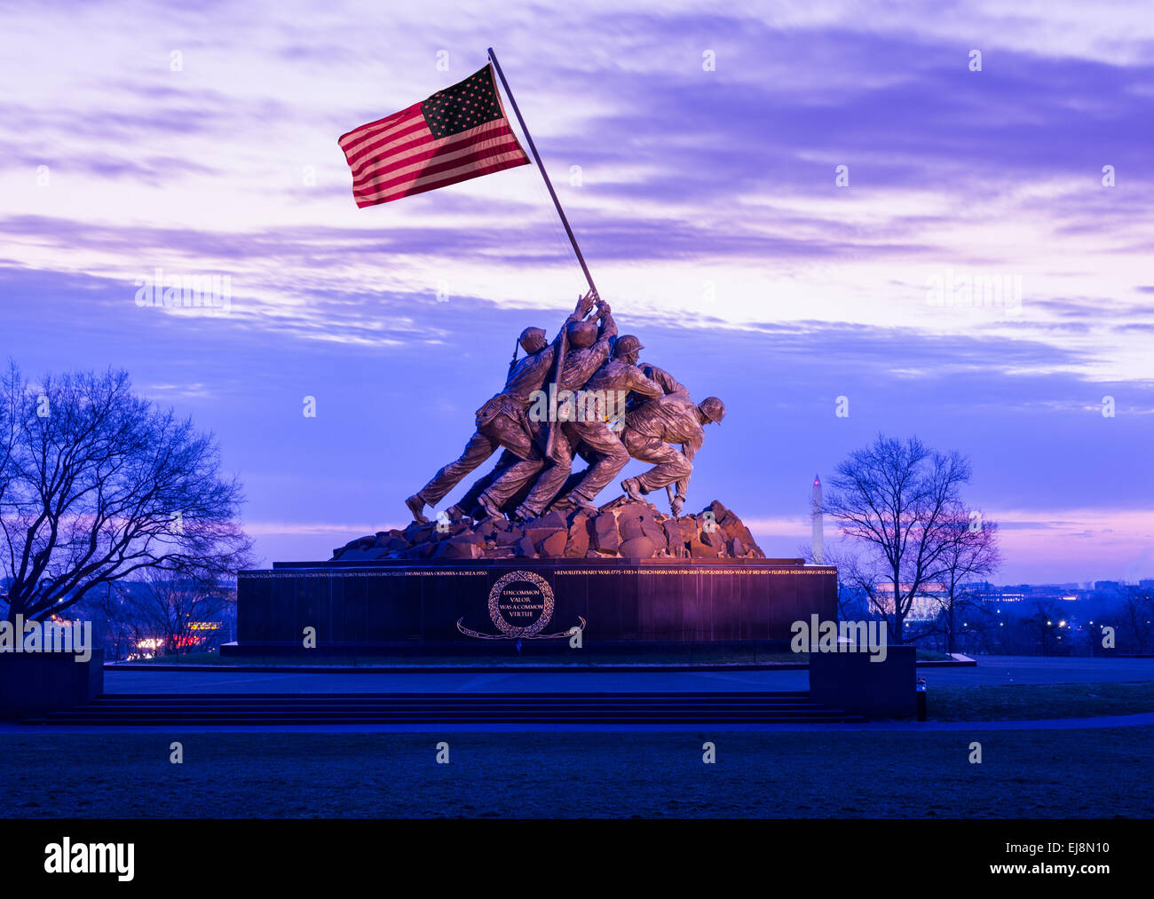 Iwo Jima Memorial à l'aube comme le soleil se lève Banque D'Images
