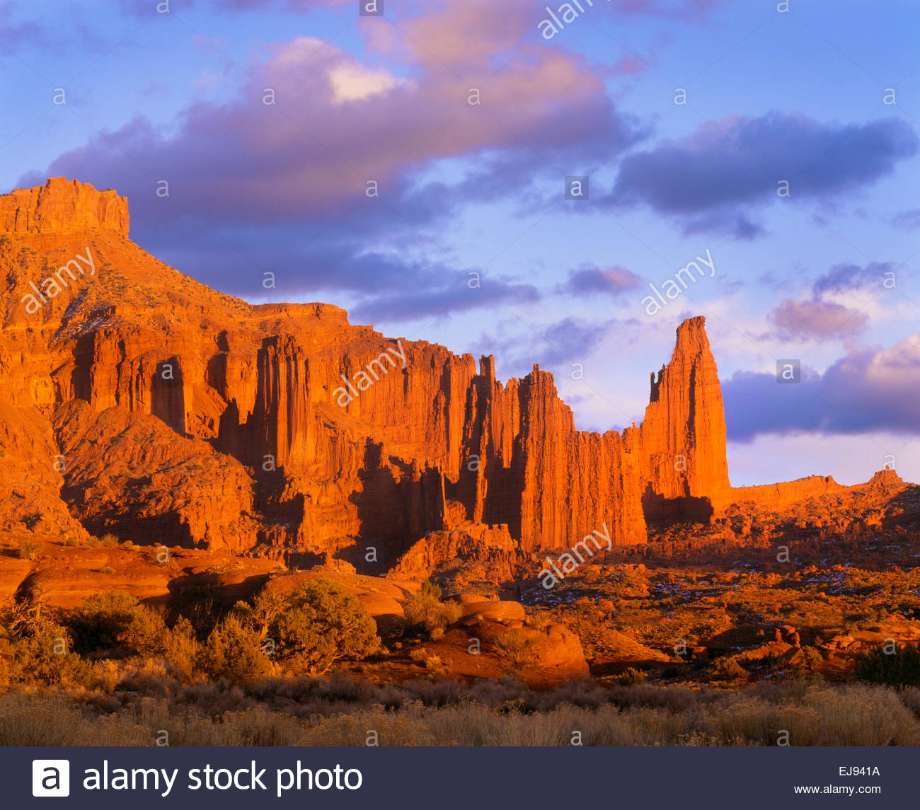 Fisher Towers au coucher du soleil. BLM. Sud-est de l'Utah. Banque D'Images