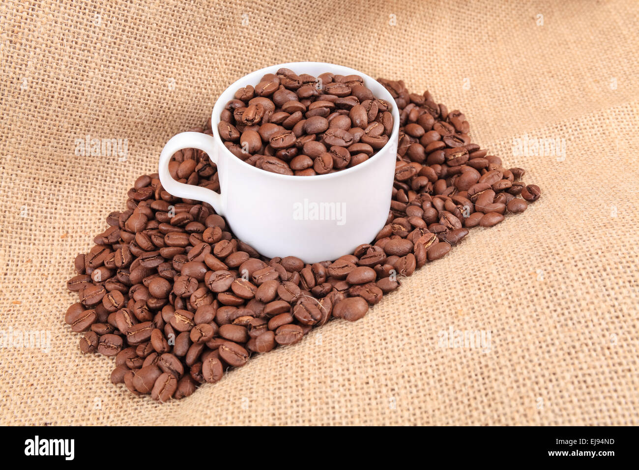Contexte Les grains de café brun Banque D'Images