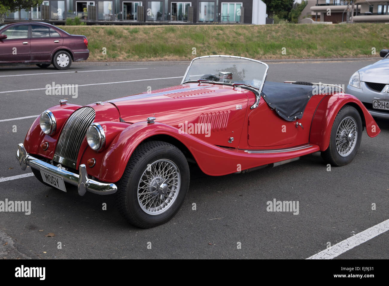 Red Morgan Plus 4 datant de 1957, deux places convertible voiture, à Taupo, Nouvelle-Zélande. Banque D'Images