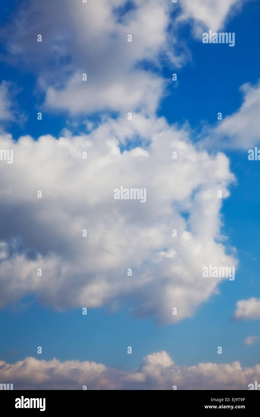 Matin, le fond de ciel. Cloudscape Banque D'Images