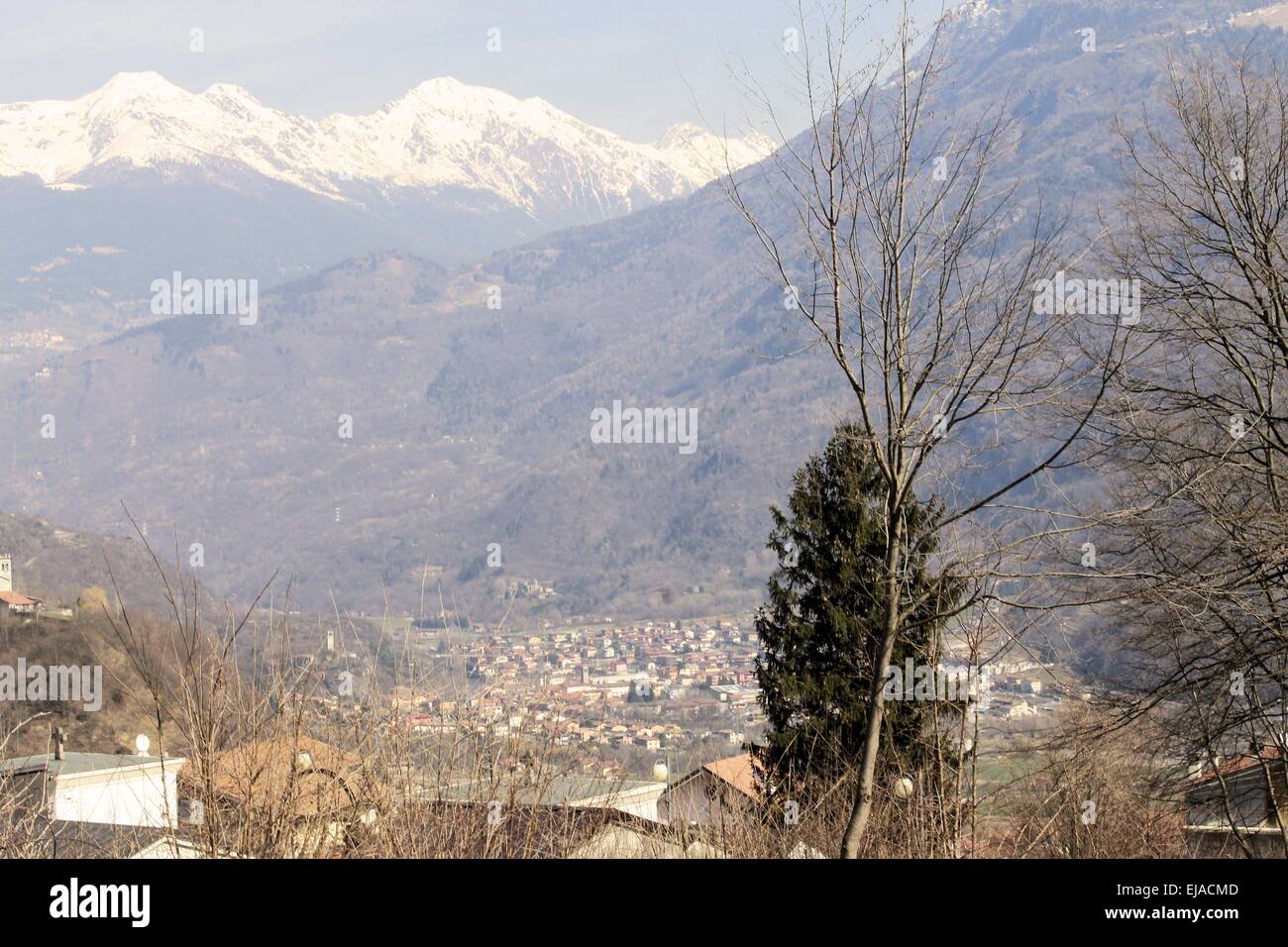 Paysage de la Vallée Camonica, dans le nord de l'Italie Banque D'Images