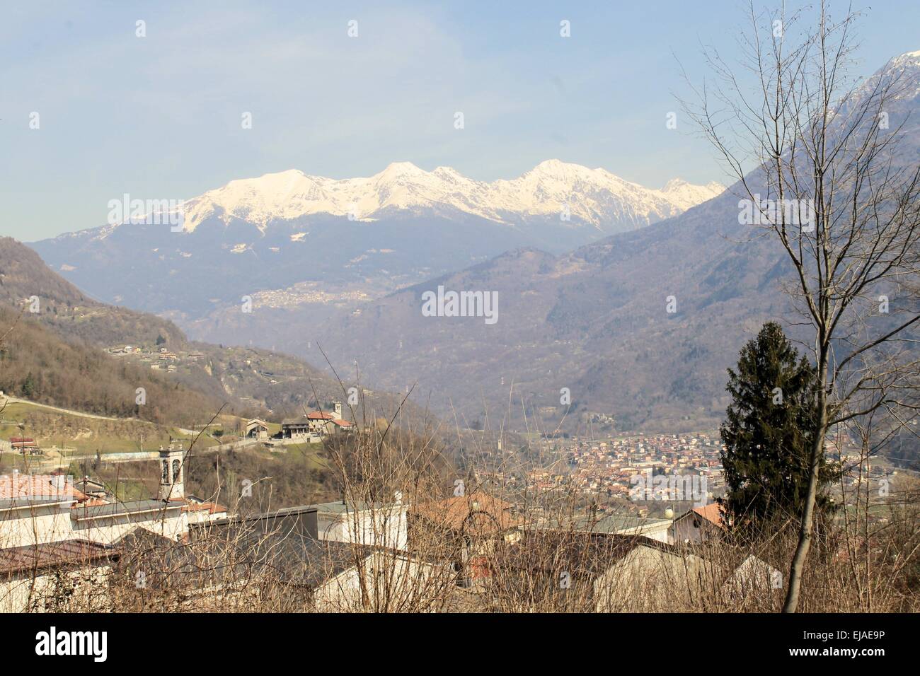 Paysage de la Vallée Camonica, dans le nord de l'Italie Banque D'Images