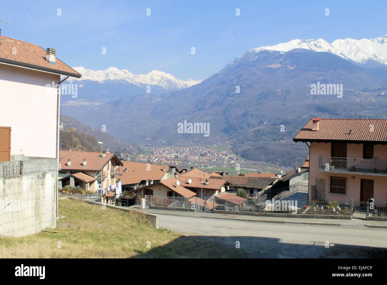 Paysage de la Vallée Camonica, dans le nord de l'Italie Banque D'Images