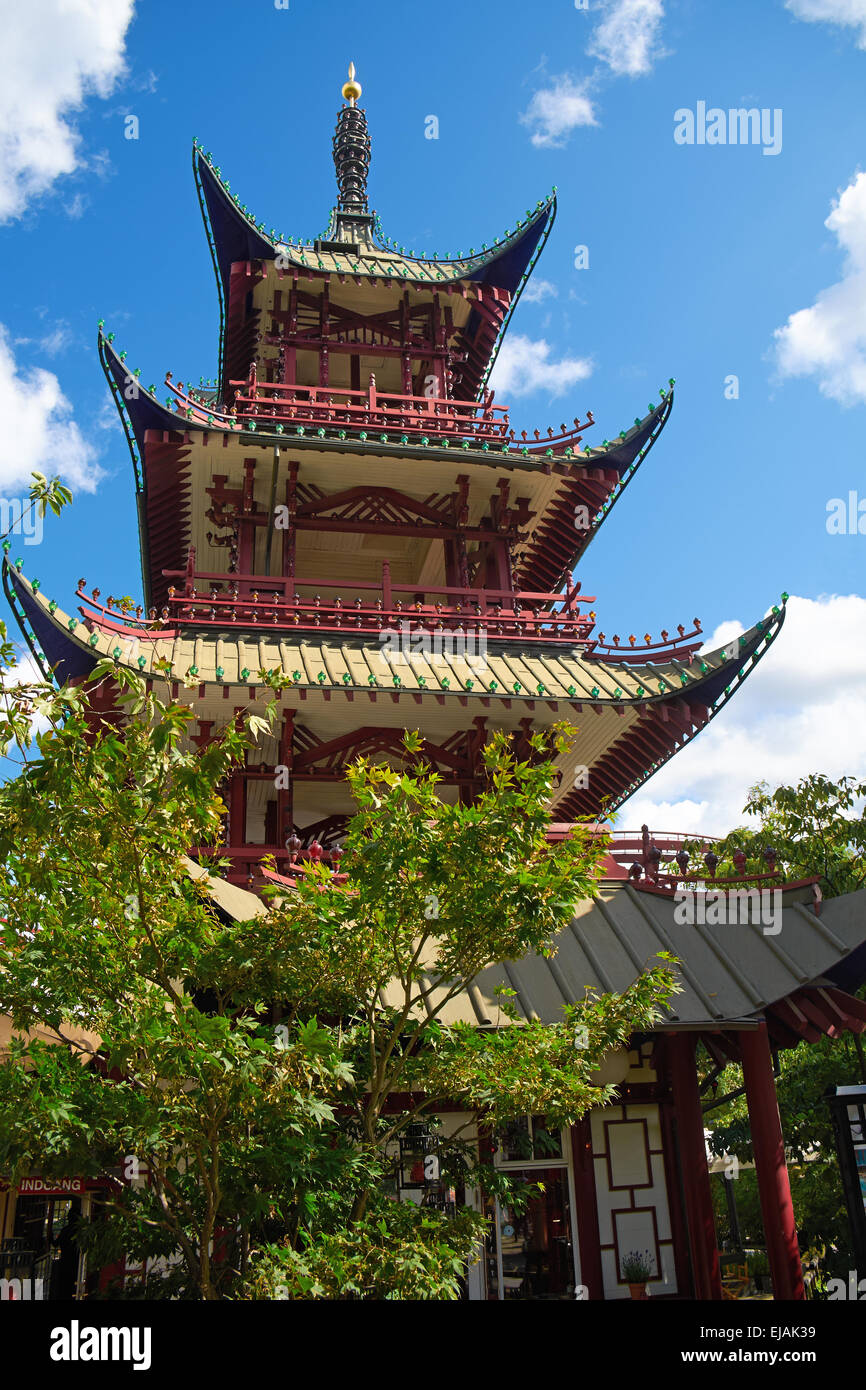 La tour chinoise dans les jardins de Tivoli. Banque D'Images