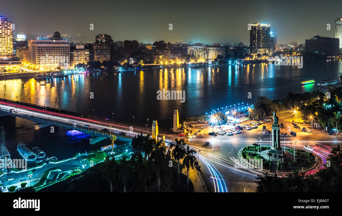 Le Caire dans la nuit Banque D'Images