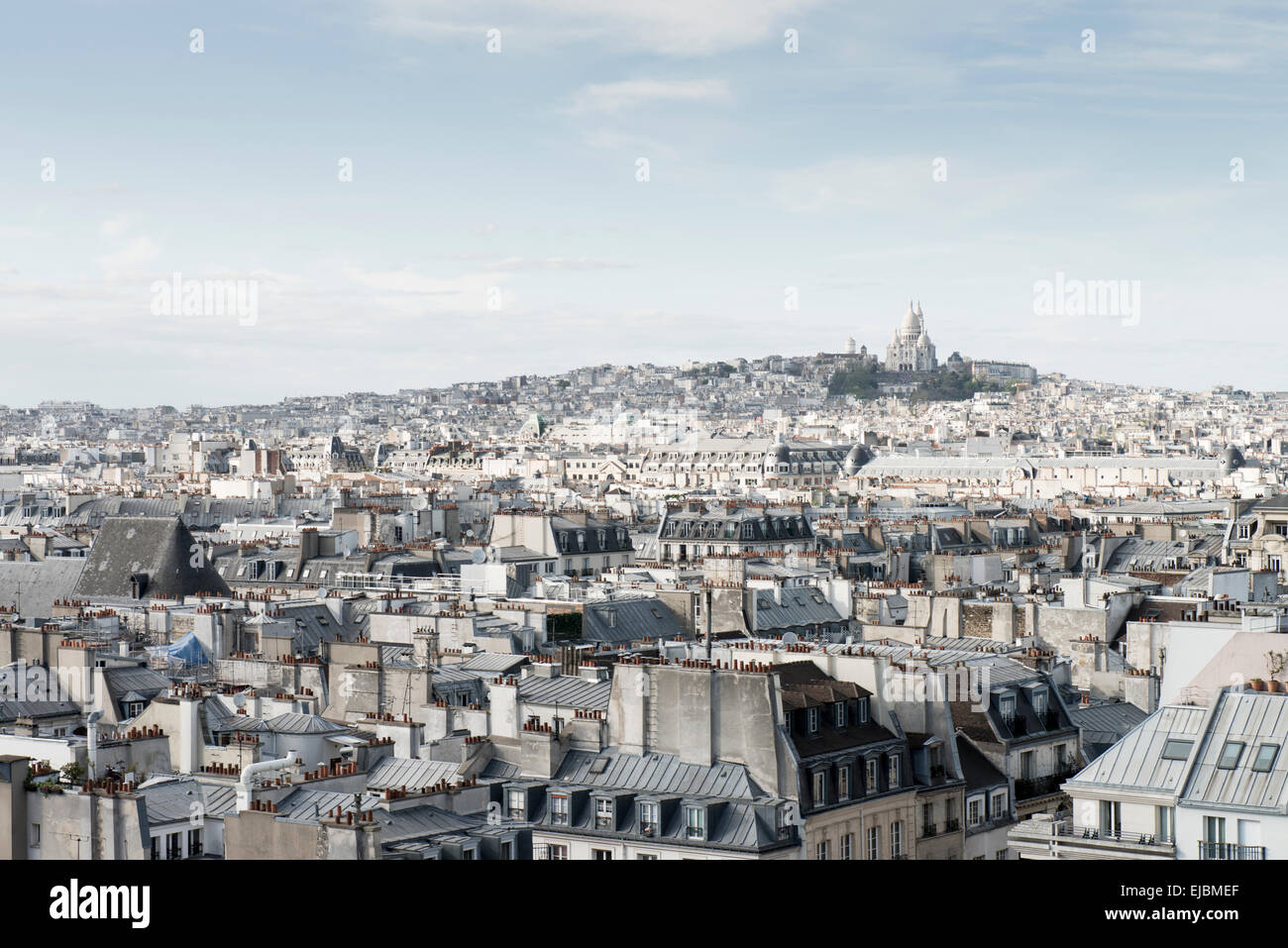 Long View du Sacré Cœur et de Montmartre, Paris, Centre de l'Pompideu Banque D'Images