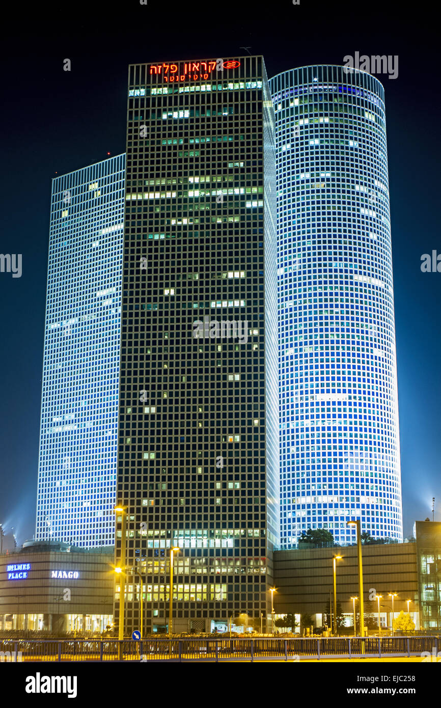 Night city, Centre Azrieli, Israël Banque D'Images