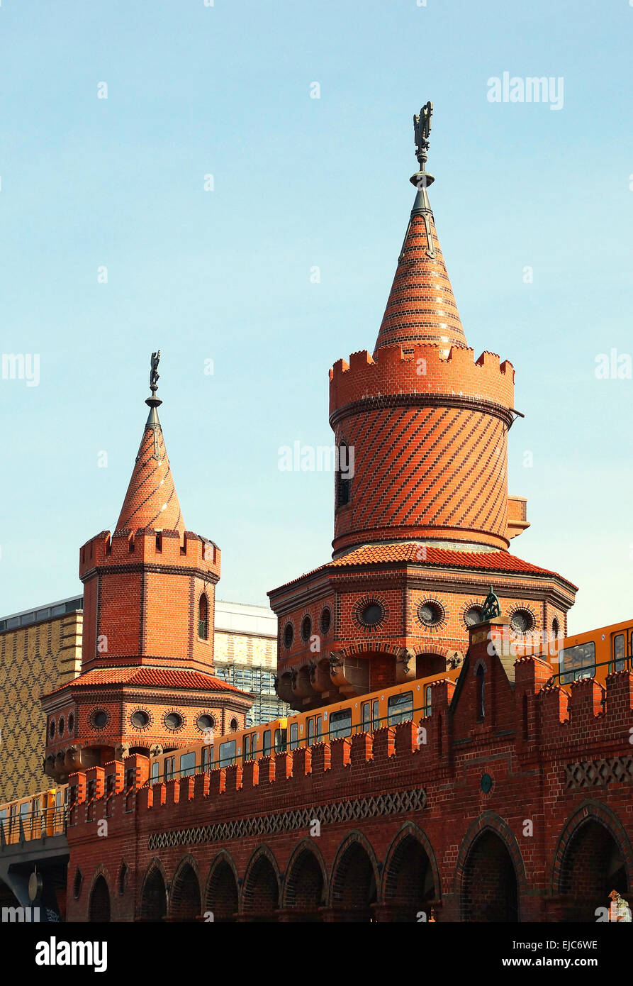 Oberbaum-Bridge Berlin Allemagne Banque D'Images