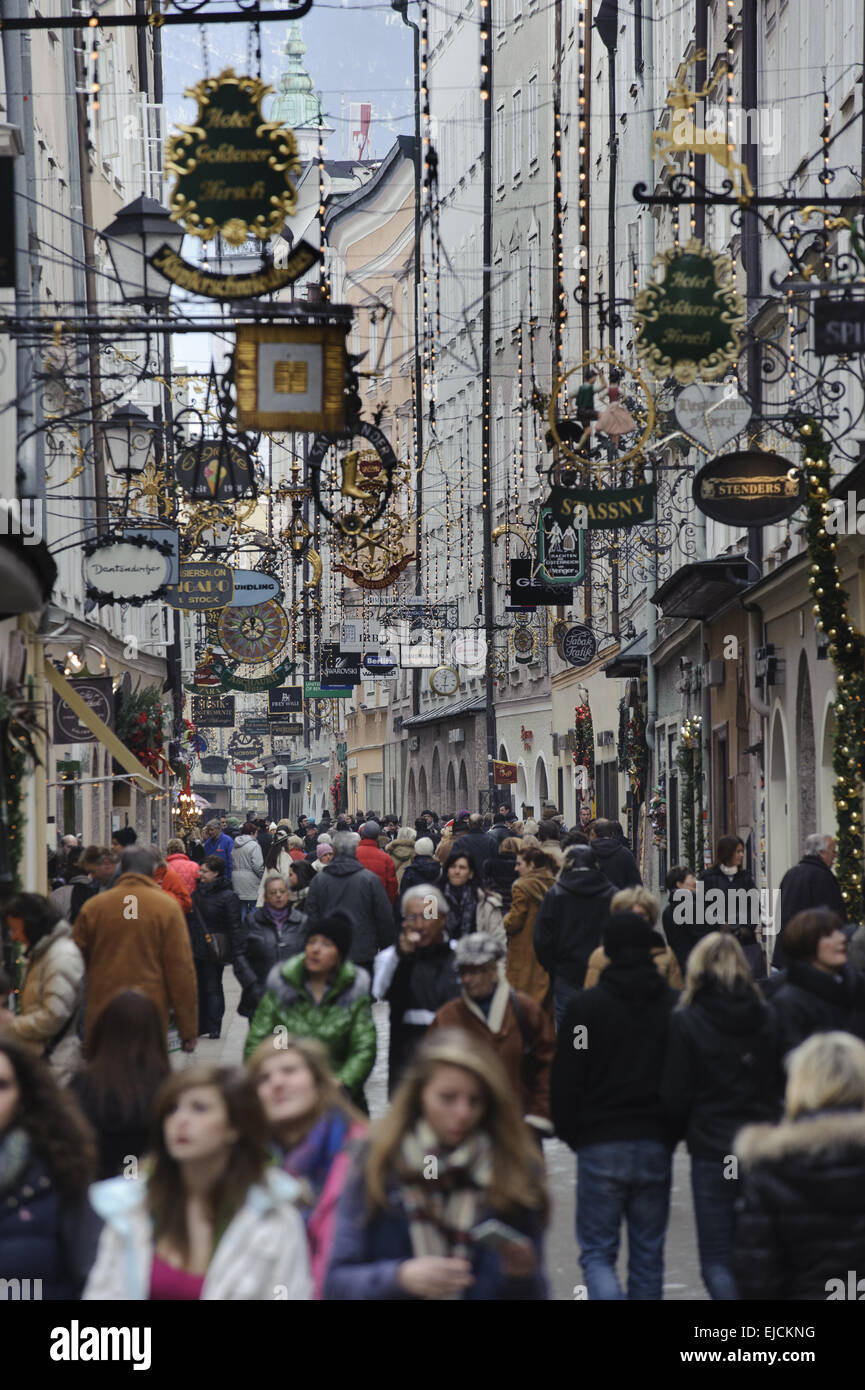 Ville autrichienne Salzbourg à l'époque de Noël Banque D'Images