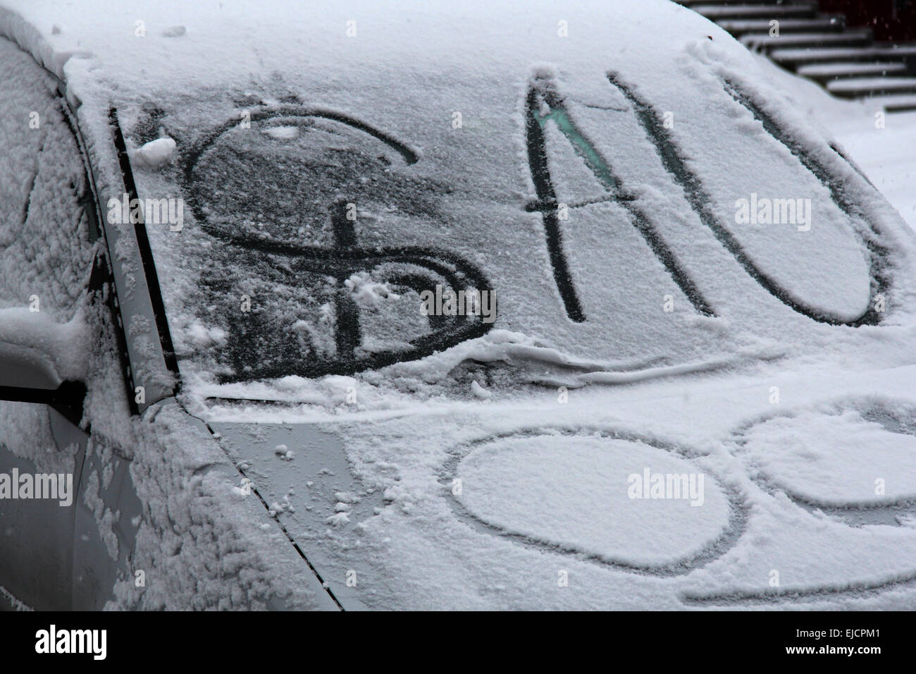 Voiture avec injures Banque D'Images